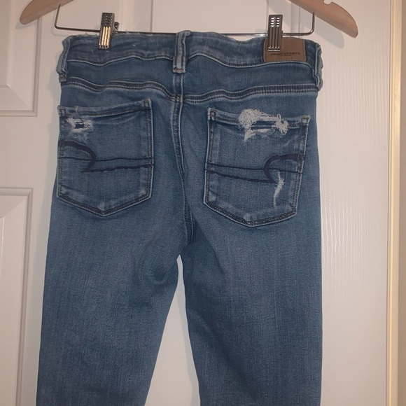 American Eagle next Level stretch high rise jeggings . Distressed , size 4 - Picture 8 of 8